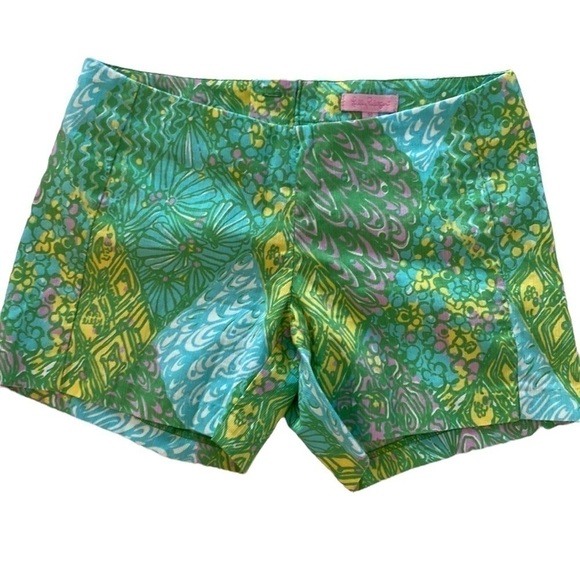 Lilly Pulitzer Deenie shorts Green Blue 100% Cotton back zip size 00
C - Picture 2 of 10